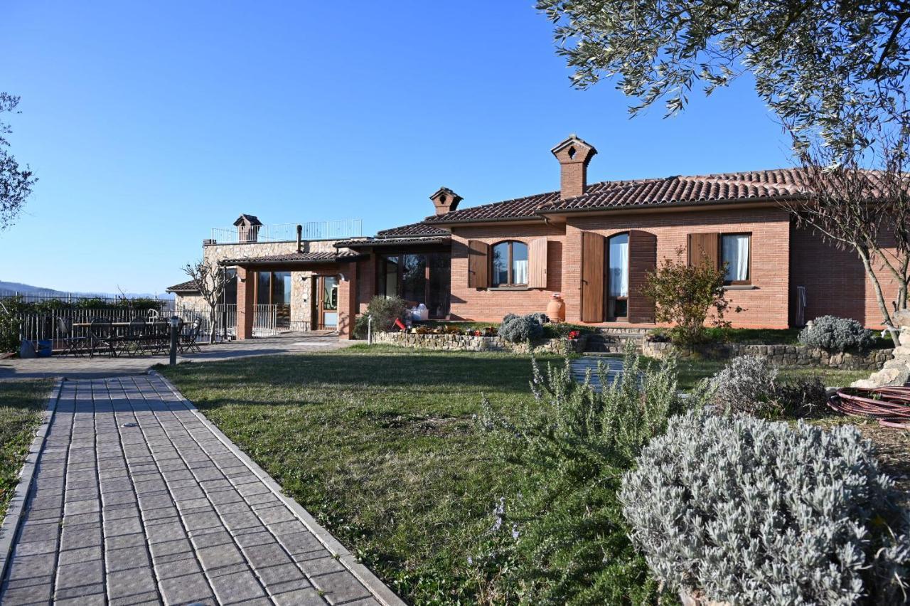 Agriturismo A Casa Mia Губбио Экстерьер фото