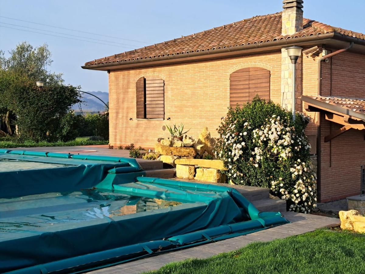 Agriturismo A Casa Mia Губбио Экстерьер фото
