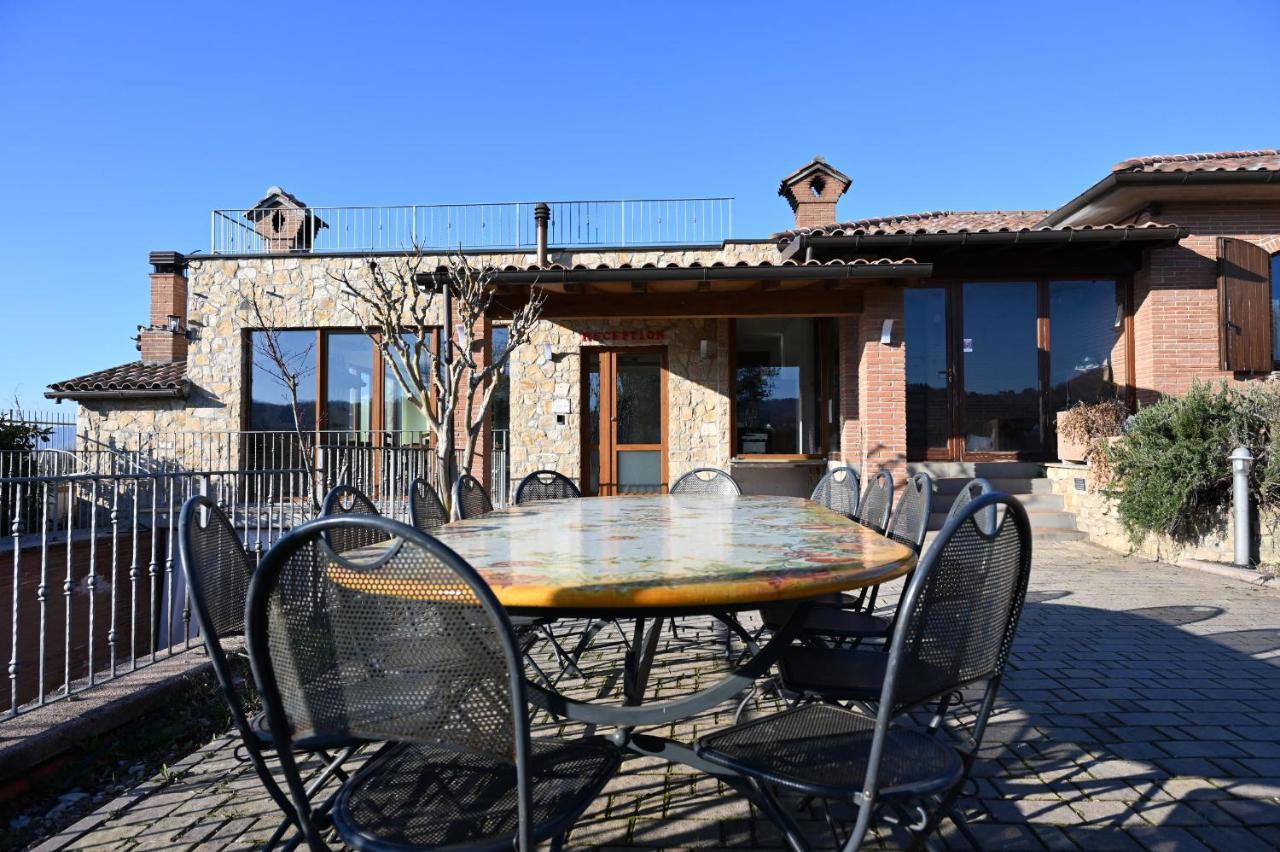 Agriturismo A Casa Mia Губбио Экстерьер фото